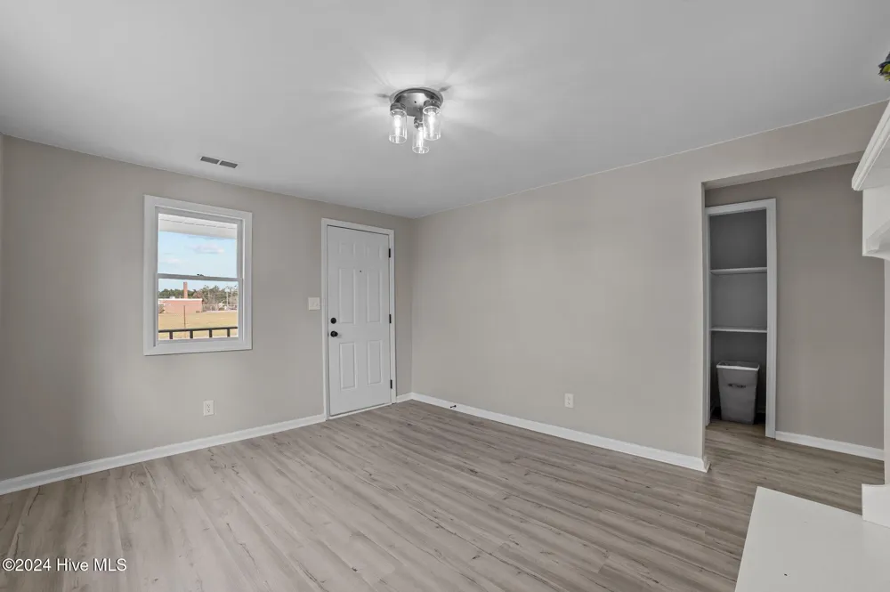 517 W 7th Street Washington, NC 27889
