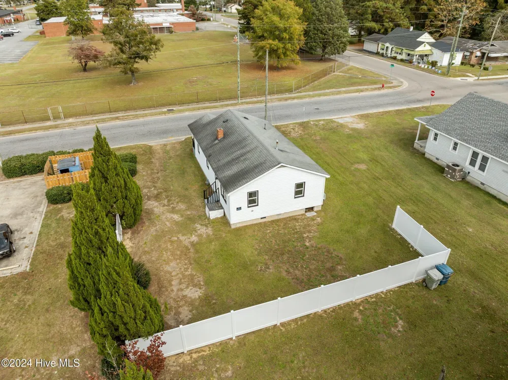 517 W 7th Street Washington, NC 27889