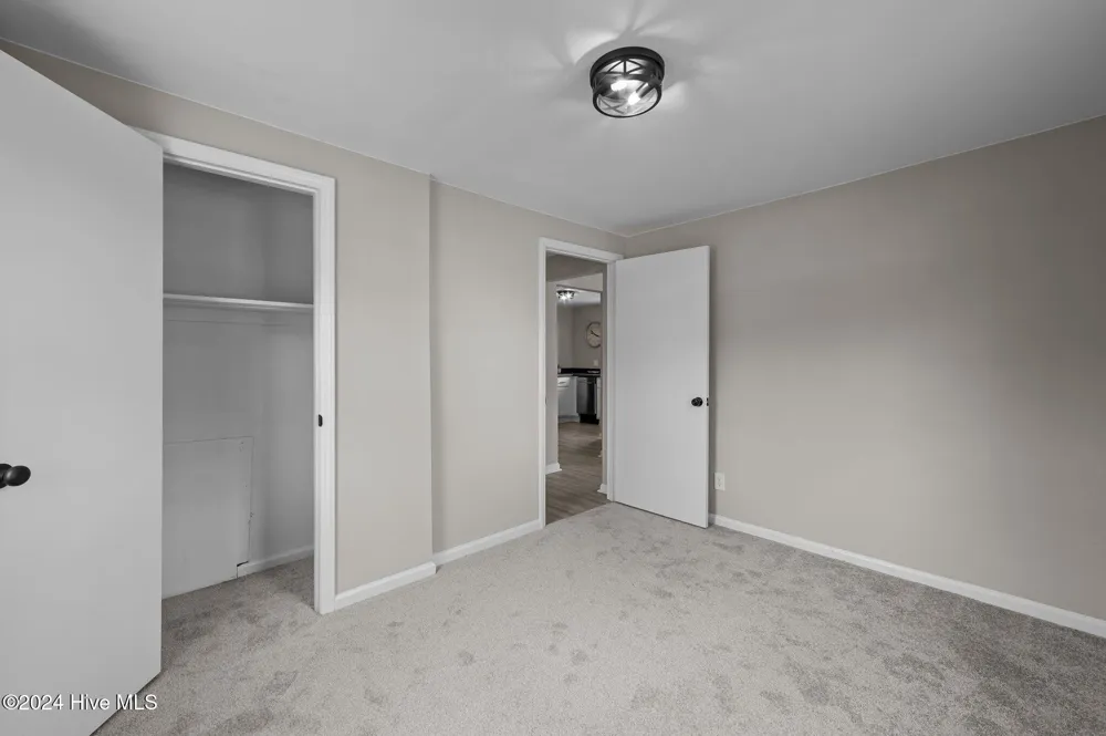 517 W 7th Street Washington, NC 27889