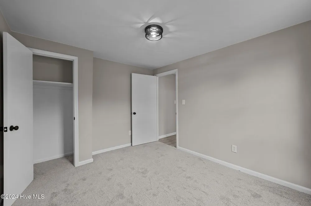 517 W 7th Street Washington, NC 27889