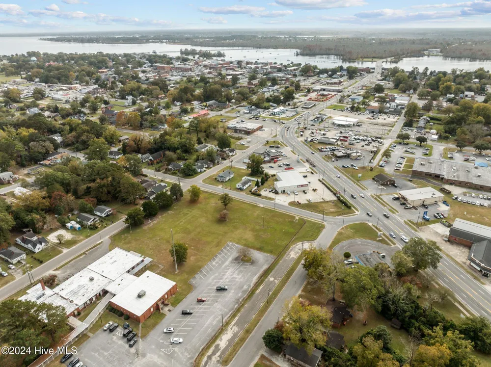 517 W 7th Street Washington, NC 27889