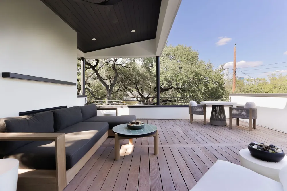 800 W James Street Austin, TX 78704