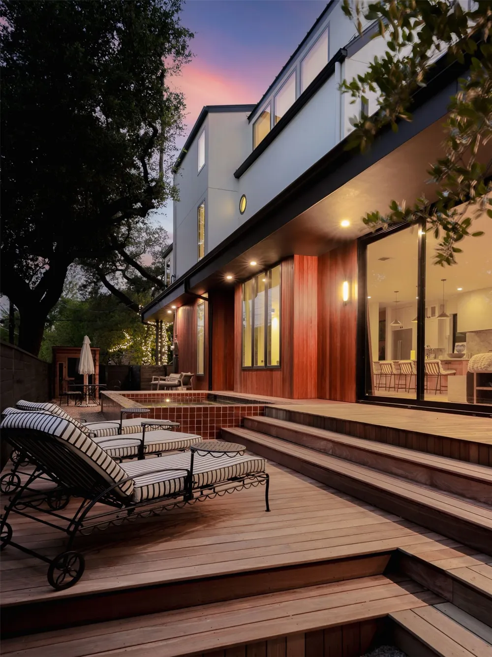 800 W James Street Austin, TX 78704