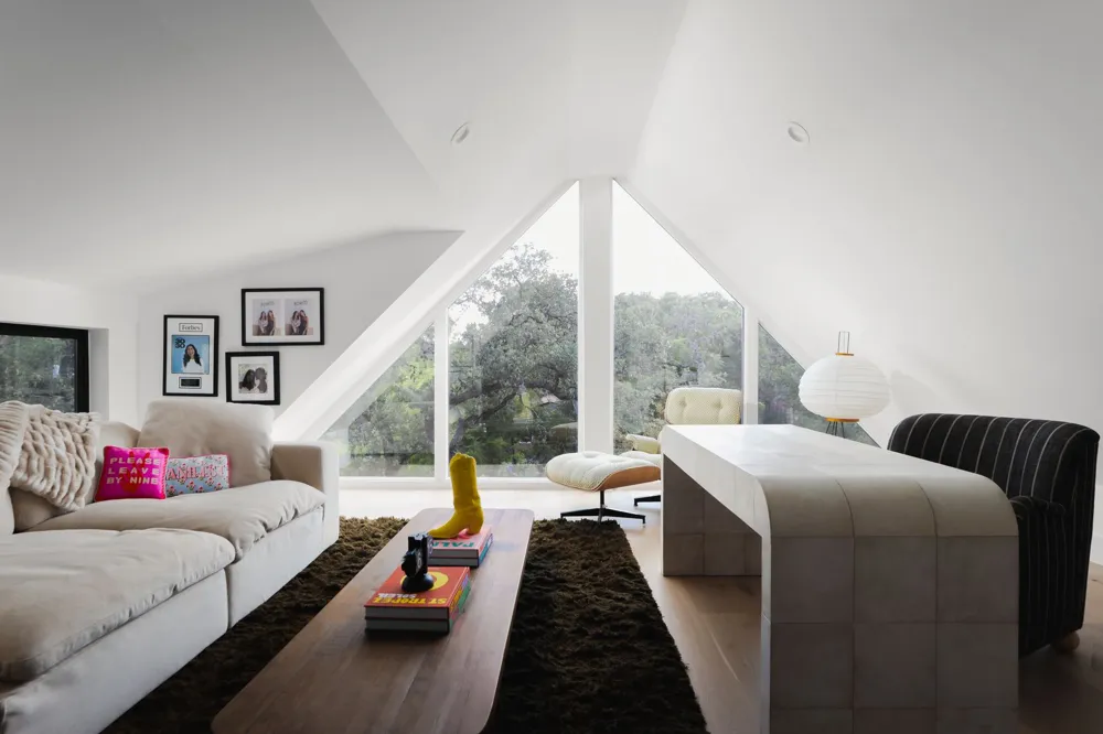 800 W James Street Austin, TX 78704