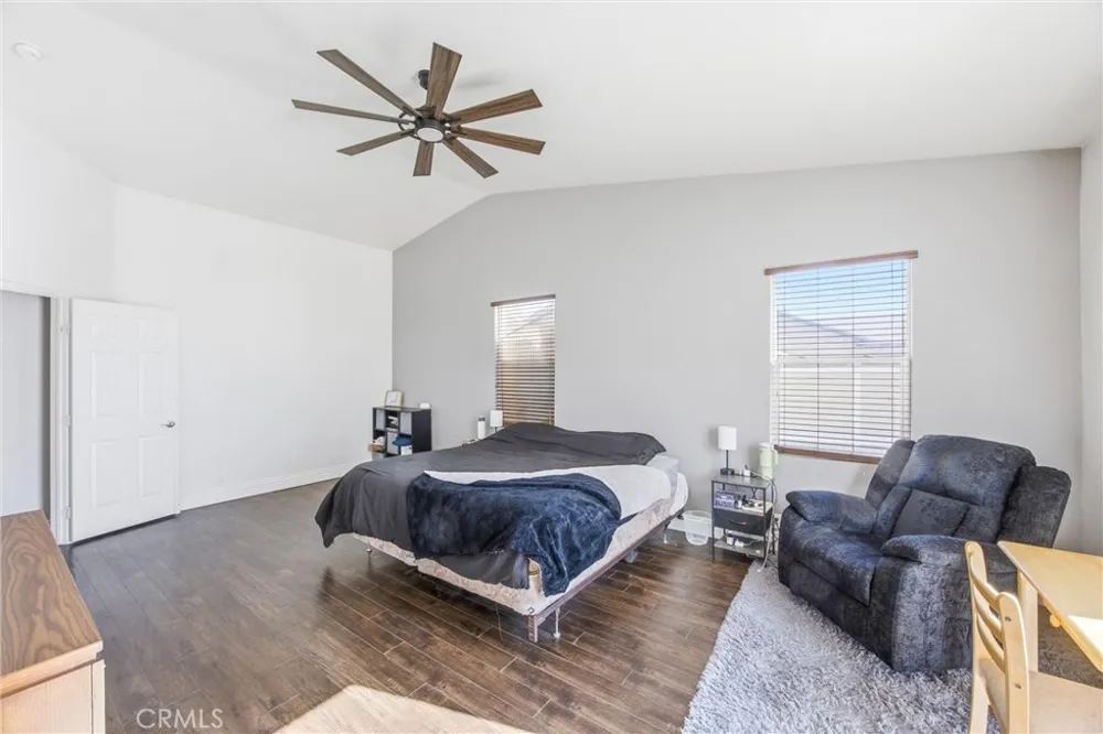 14118 Fresian Apple Valley, CA 92307
