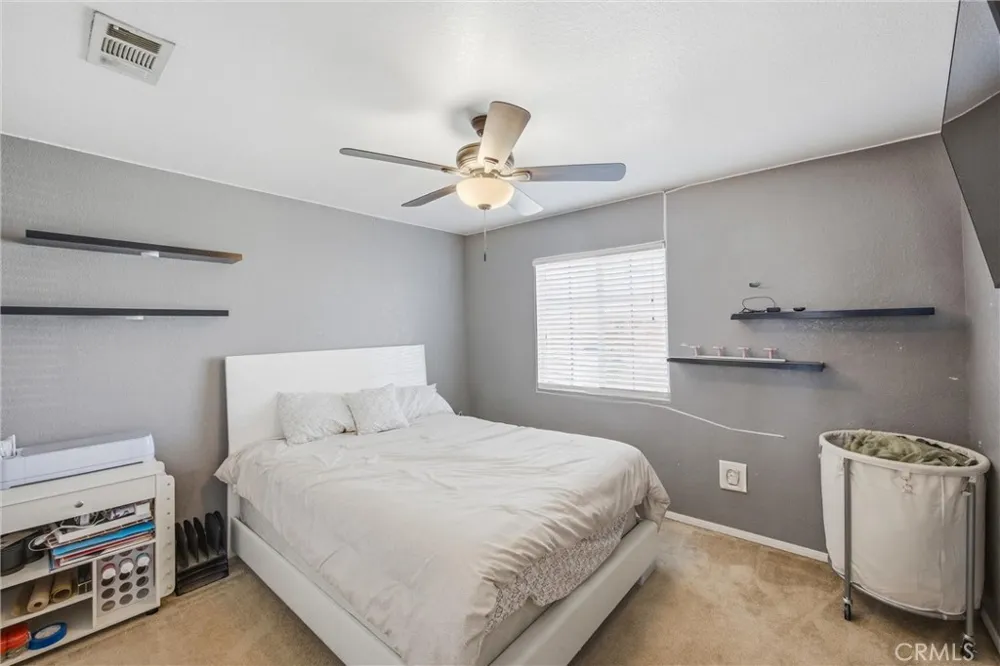 14118 Fresian Apple Valley, CA 92307