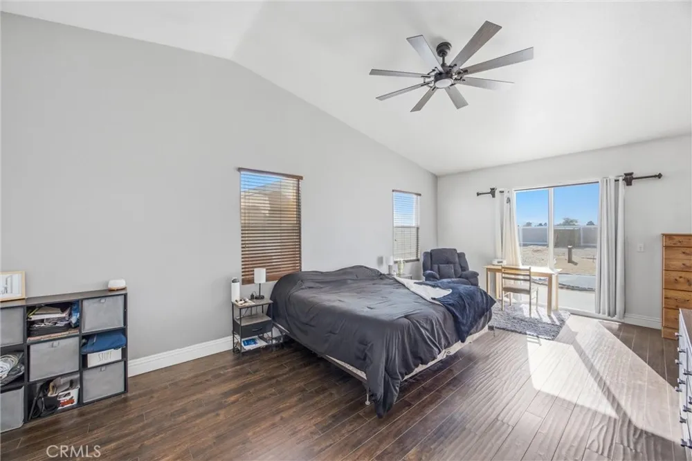 14118 Fresian Apple Valley, CA 92307