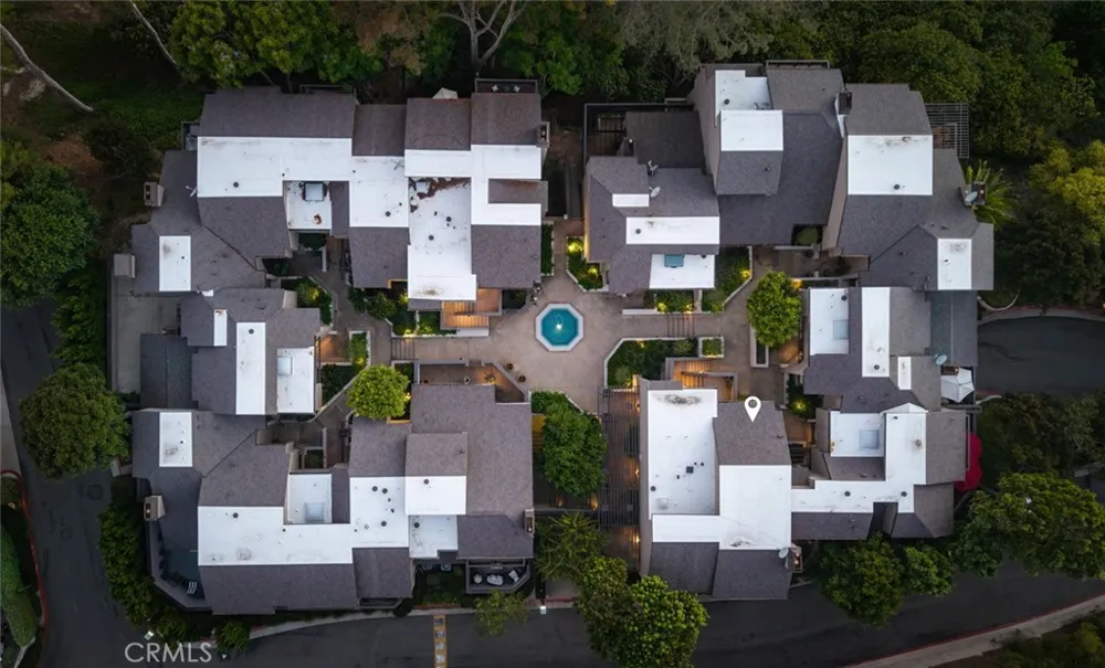 2 Canyon Island Newport Beach, CA 92660