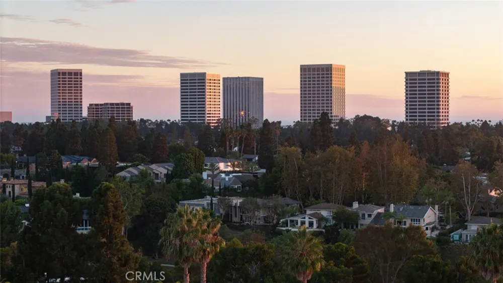 2 Canyon Island Newport Beach, CA 92660