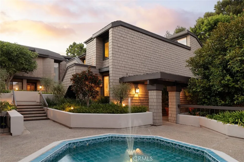 2 Canyon Island Newport Beach, CA 92660