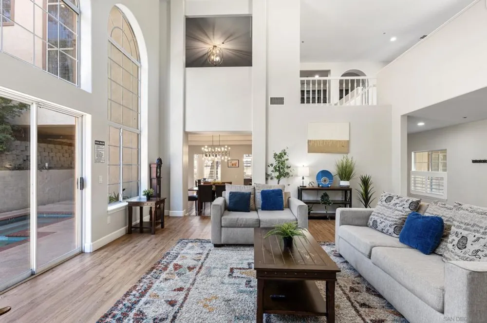 1696 Gil Way Vista, CA 92084