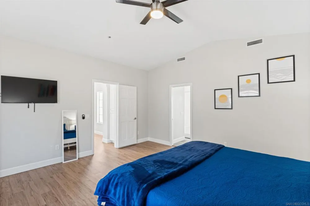 1696 Gil Way Vista, CA 92084