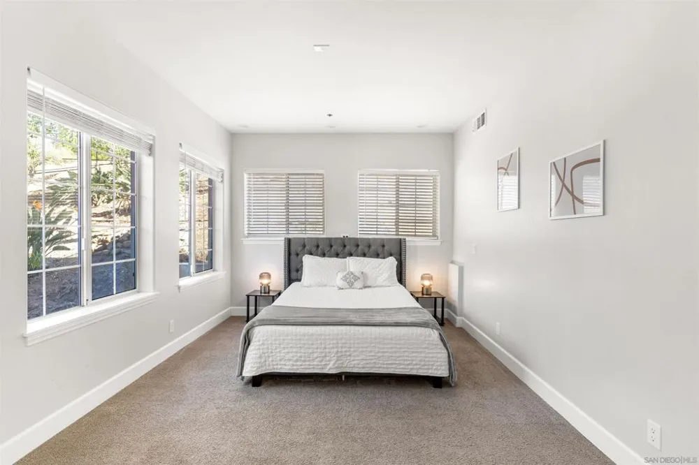 1696 Gil Way Vista, CA 92084