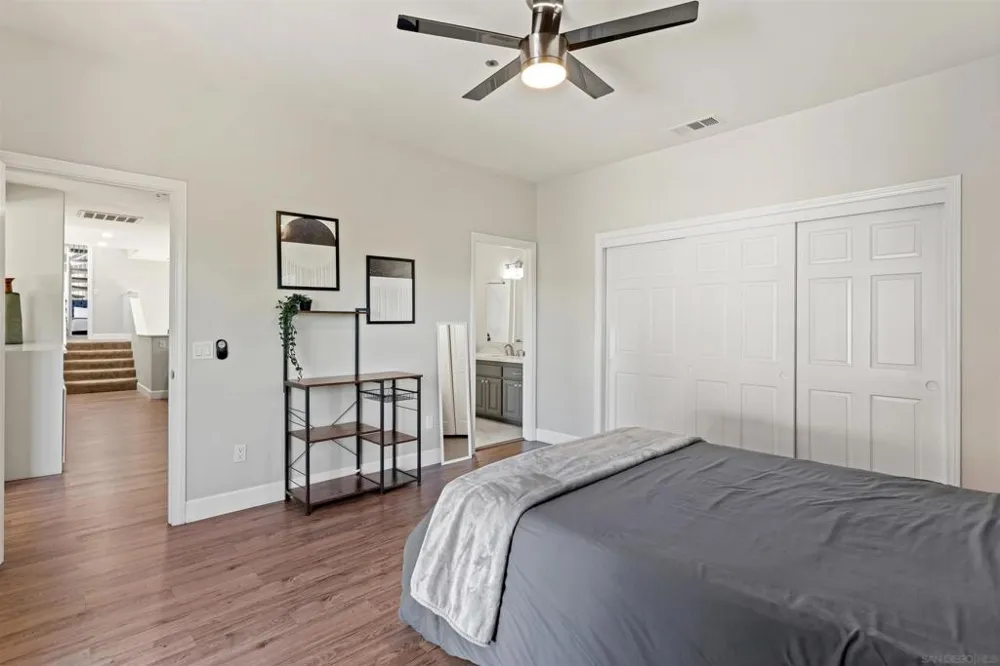 1696 Gil Way Vista, CA 92084
