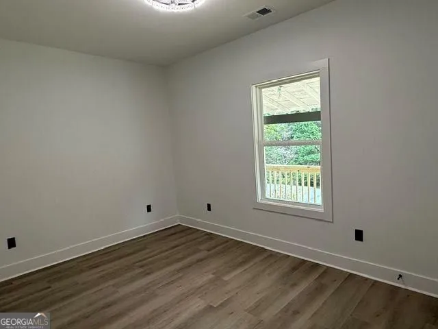 69 Easy ST Toccoa, GA 30577