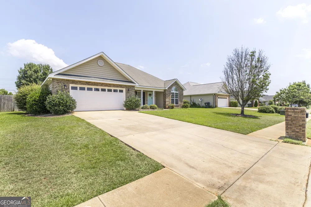 310 Falkirk DR Warner Robins, GA 31088