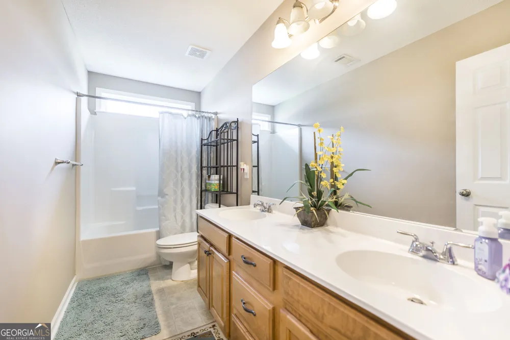 310 Falkirk DR Warner Robins, GA 31088