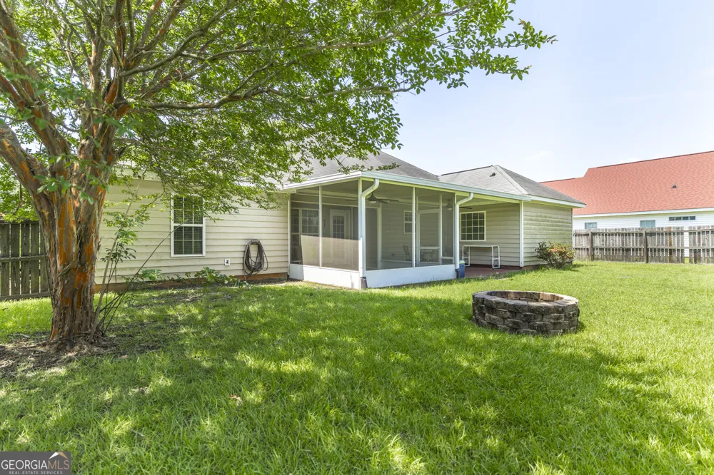 310 Falkirk DR Warner Robins, GA 31088