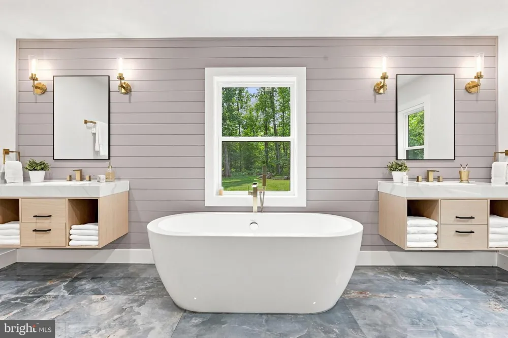 11 STOOPVILLE ROAD Newtown, PA 18940
