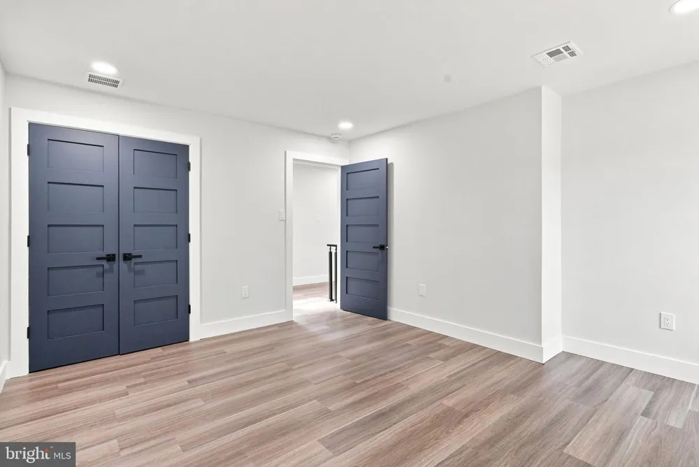 11 STOOPVILLE ROAD Newtown, PA 18940