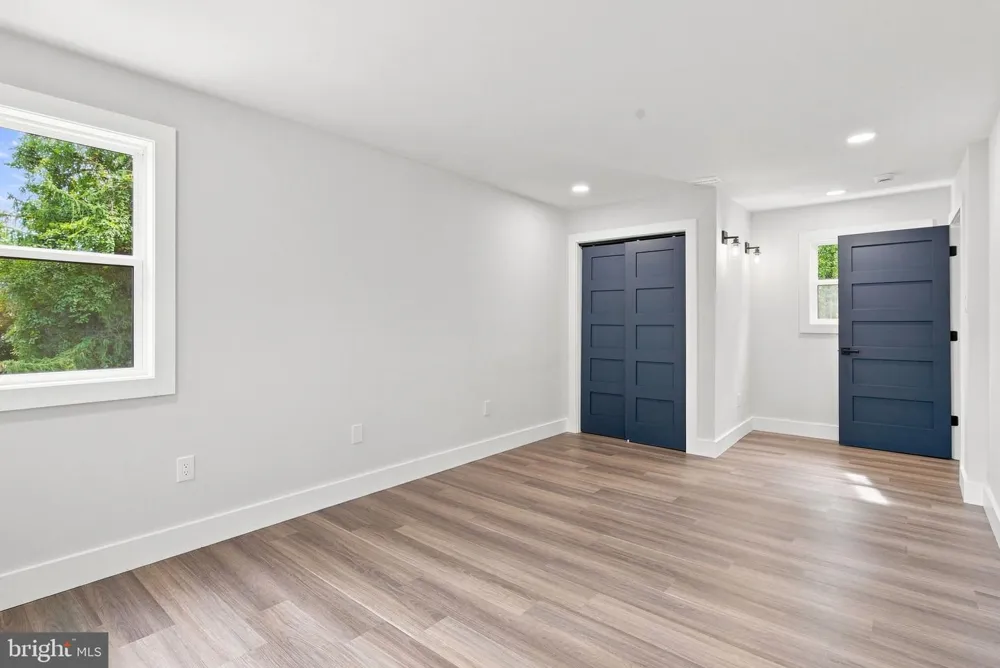 11 STOOPVILLE ROAD Newtown, PA 18940