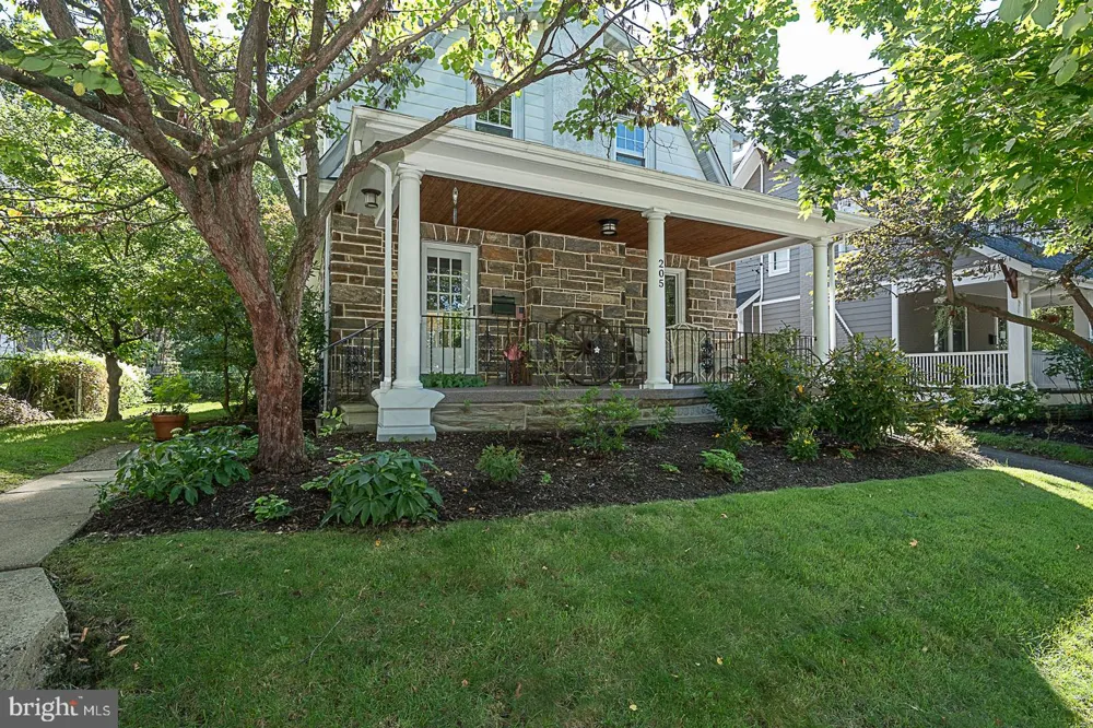 205 EDGMONT Media, PA 19063