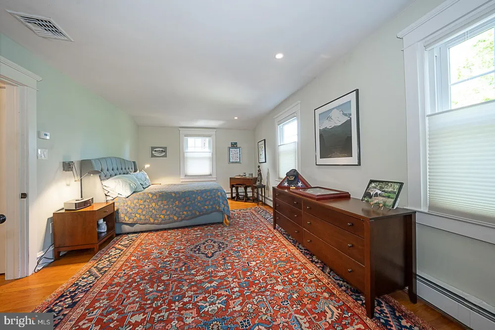 205 EDGMONT Media, PA 19063