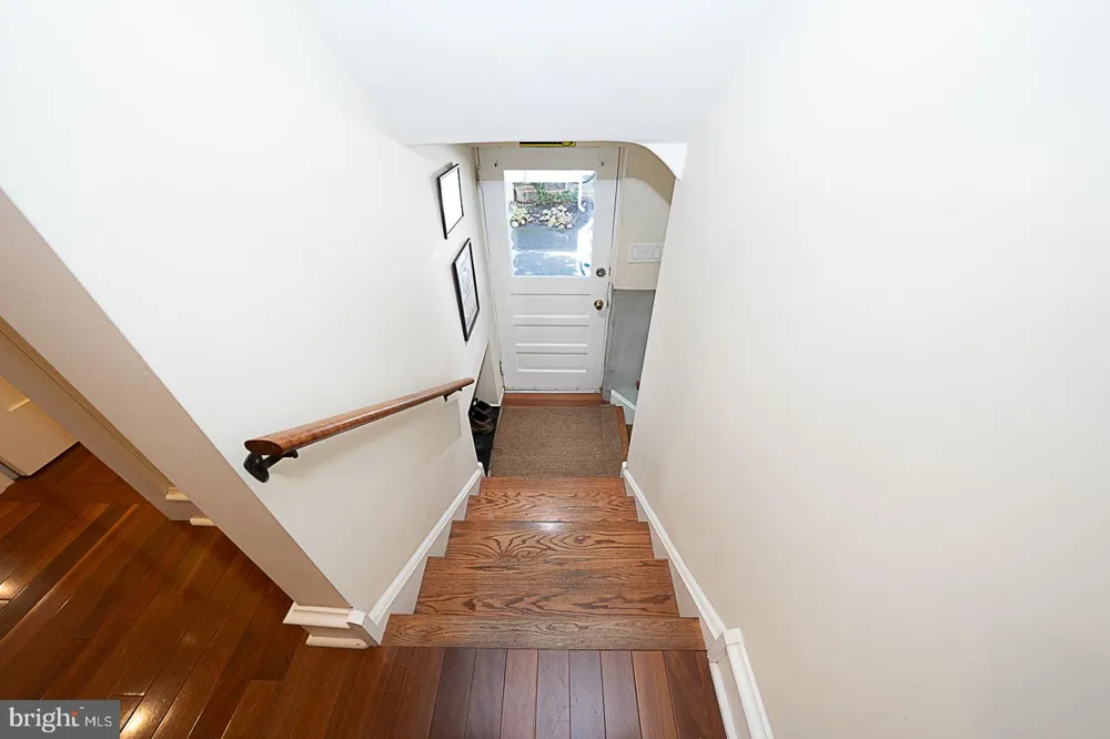 205 EDGMONT Media, PA 19063