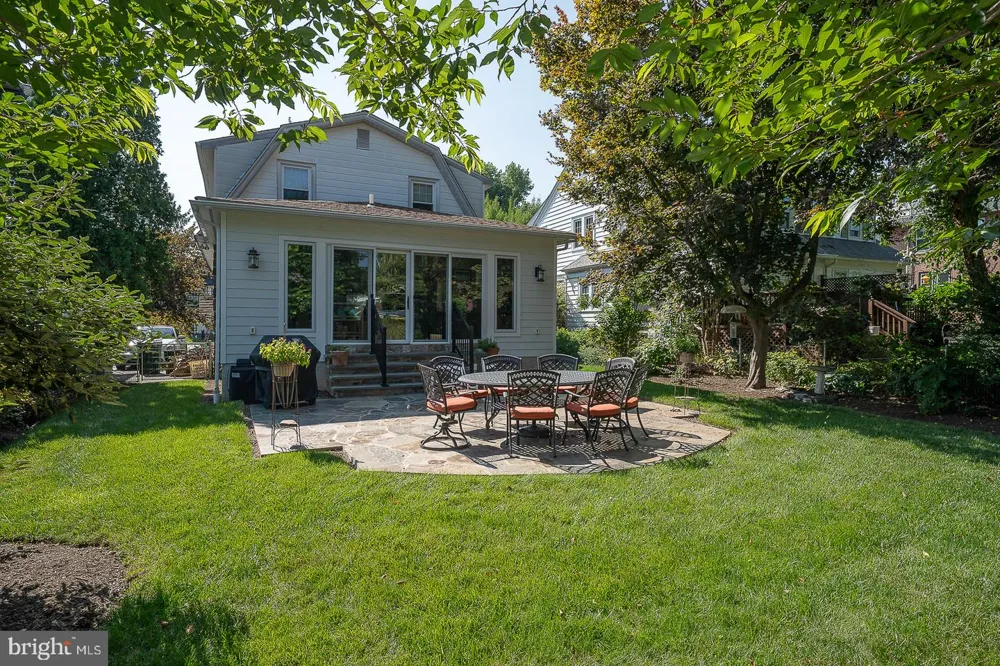 205 EDGMONT Media, PA 19063