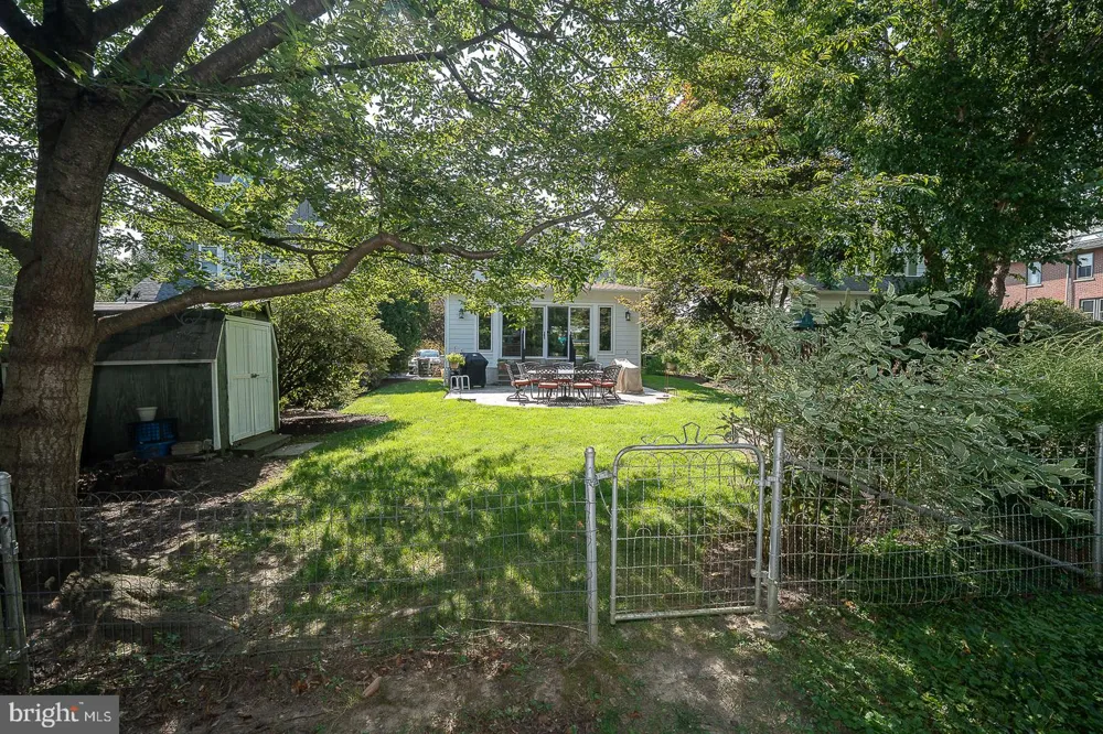 205 EDGMONT Media, PA 19063