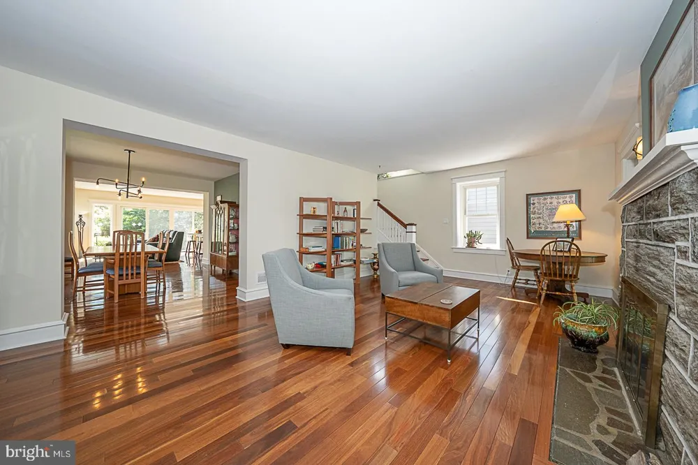 205 EDGMONT Media, PA 19063