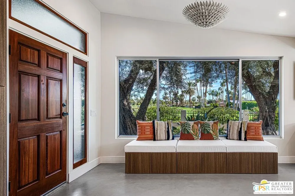5155 E Bobolink Lane Palm Springs, CA 92264