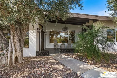 5155 E Bobolink Lane