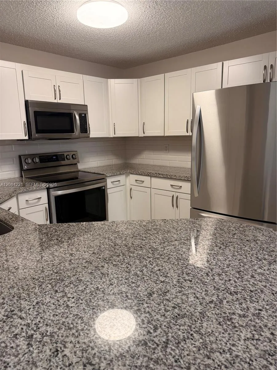12837 SW 65th Ter #12837 Miami, FL 33183