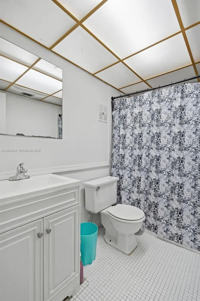 7400 NW 17th St #107 Plantation, FL 33313