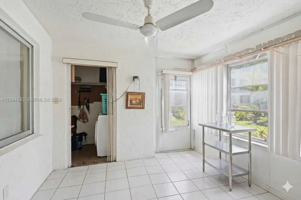 7400 NW 17th St #107 Plantation, FL 33313