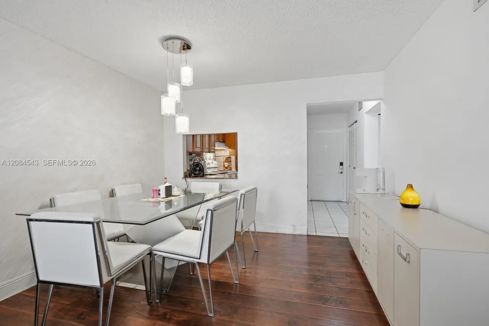 7400 NW 17th St #107 Plantation, FL 33313