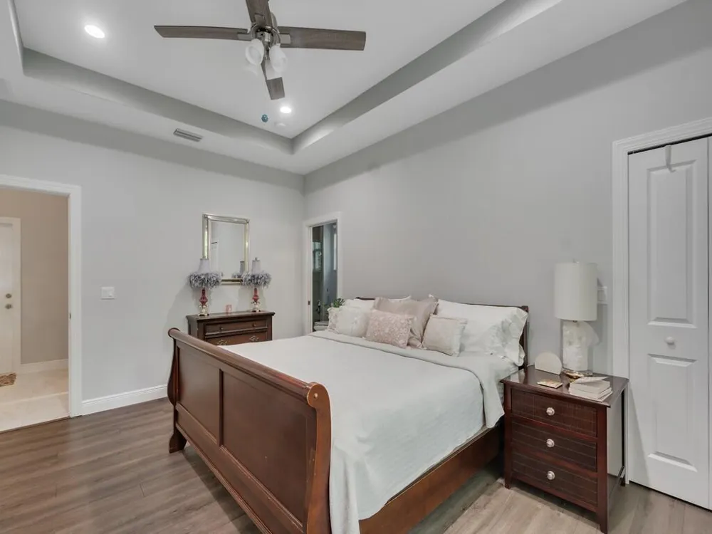 1725 20TH AVENUE Vero Beach, FL 32960
