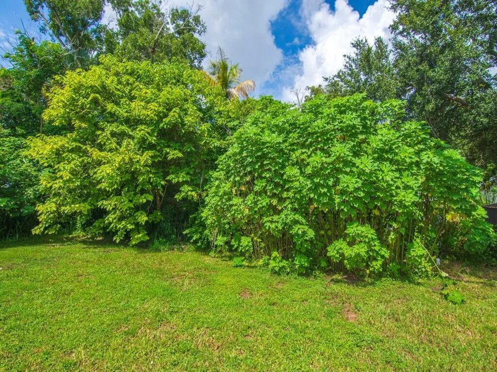 1725 20TH AVENUE Vero Beach, FL 32960