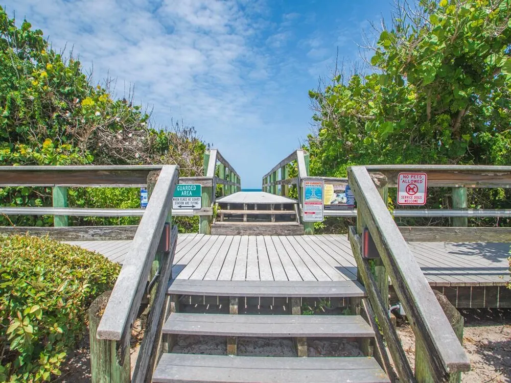 1725 20TH AVENUE Vero Beach, FL 32960