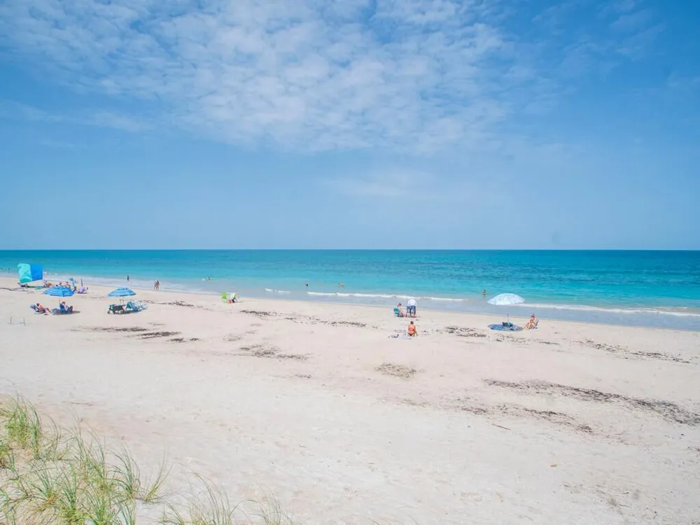 1725 20TH AVENUE Vero Beach, FL 32960
