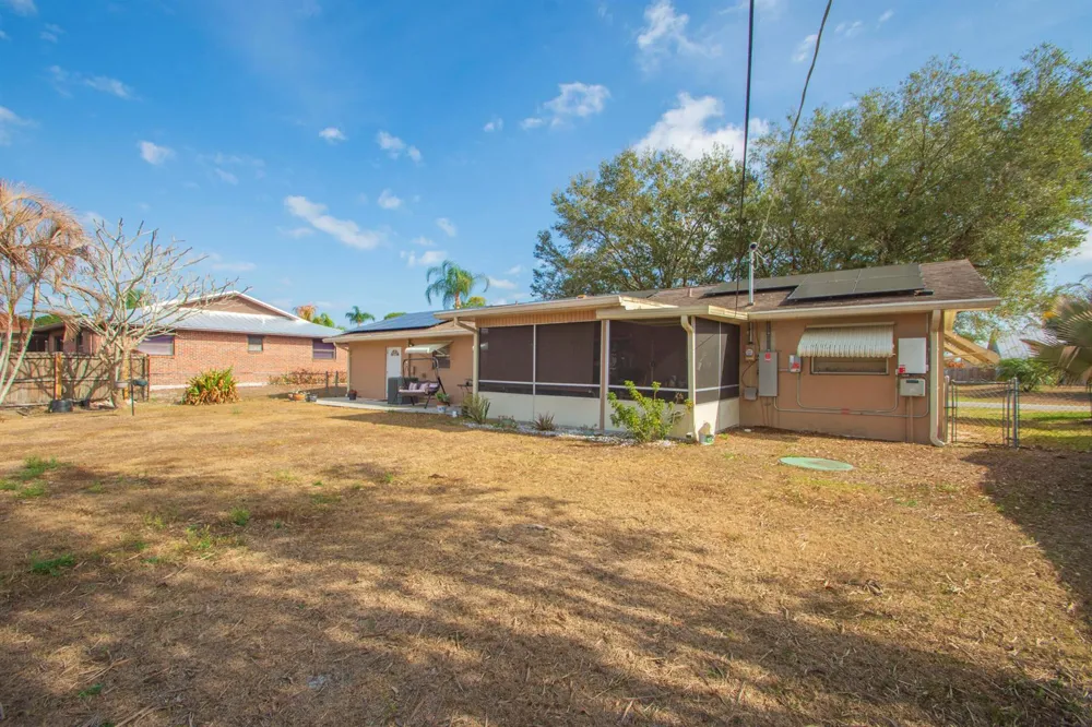 1686 SE BIDDLE LANE Port St. Lucie, FL 34983