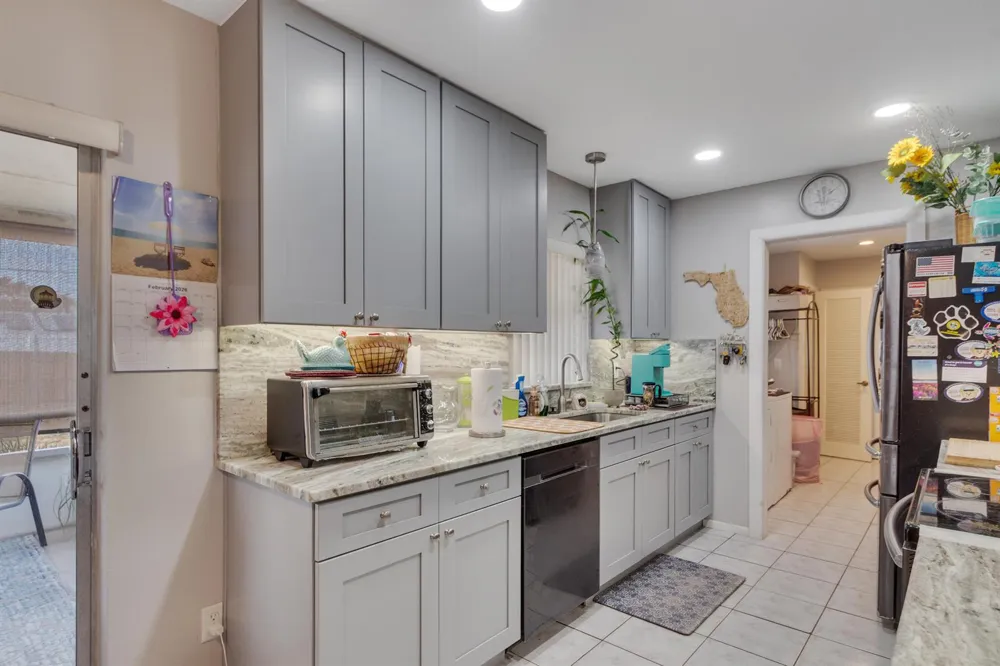 1686 SE BIDDLE LANE Port St. Lucie, FL 34983