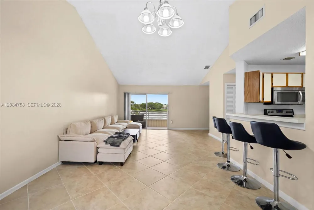 3405 NW 44th St #205 Oakland Park, FL 33309