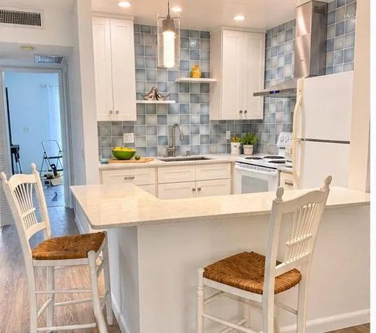 500 VILLAGE GREEN CIRCLE W #310 Palm Springs, FL 33461