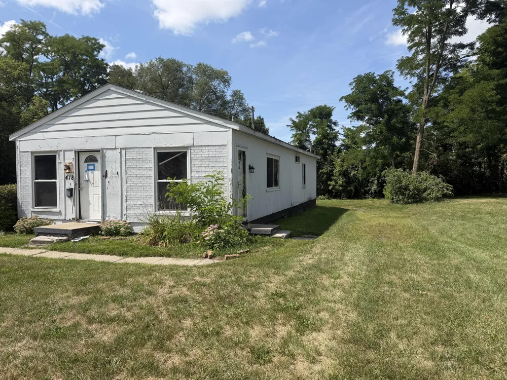 418 Franklin Road Pontiac City, MI 48341