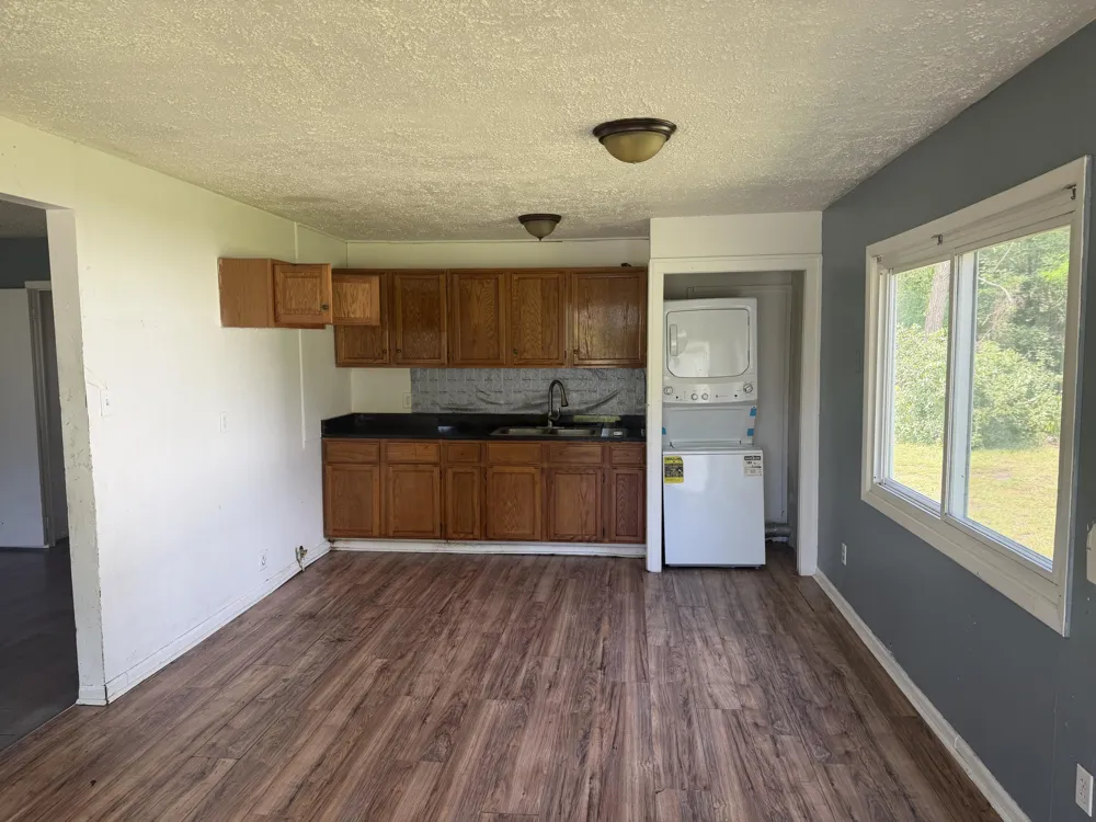 418 Franklin Road Pontiac City, MI 48341