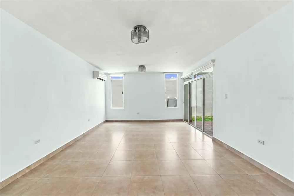 41 TREASURE POINT Vega Alta, PR 00692