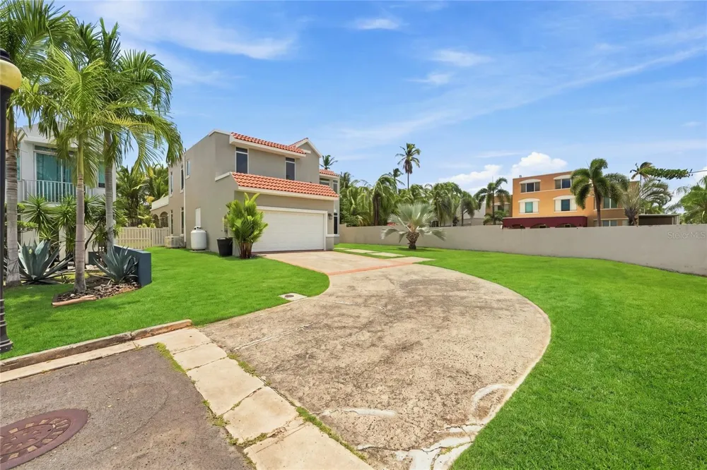 41 TREASURE POINT Vega Alta, PR 00692