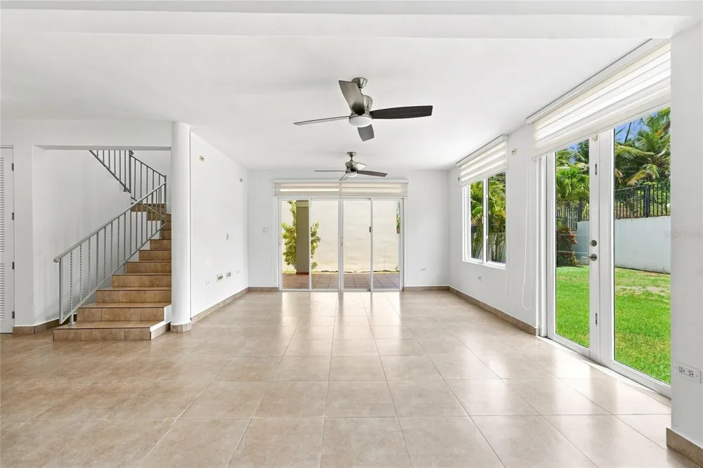41 TREASURE POINT Vega Alta, PR 00692